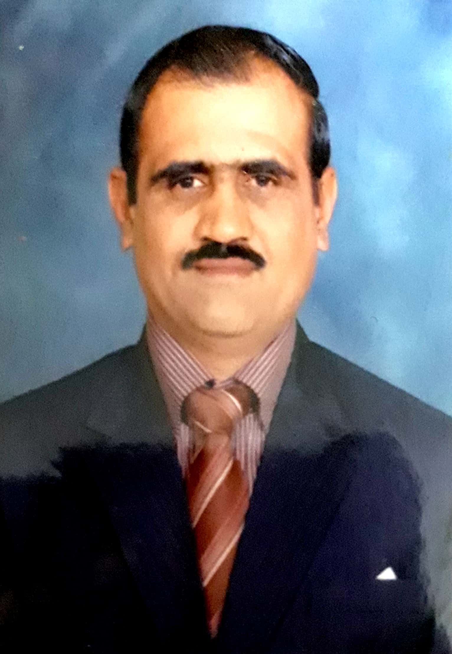 Dr. Ch. Ravi Kumar, Principal, Prakasam Engineering College